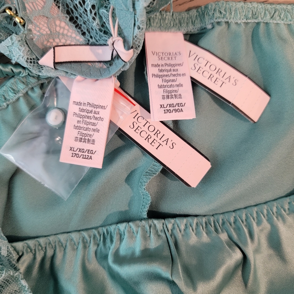 Victoria's Secret Pajama Lace Bralette Cami Set. - Picture 11 of 12